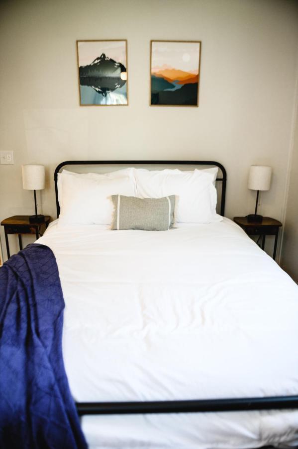 Urban Cottage: Homey & Convenient Huntington Εξωτερικό φωτογραφία