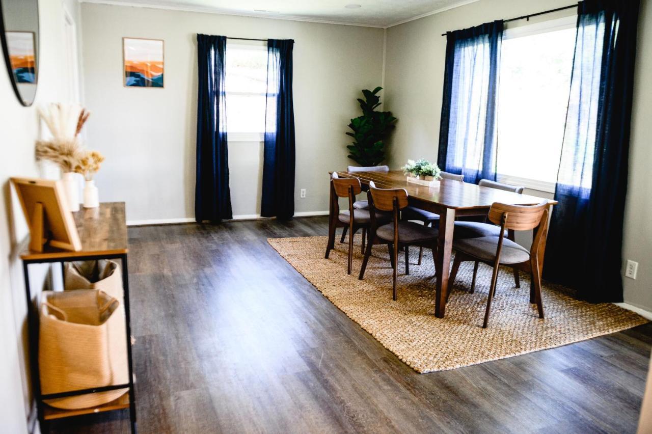 Urban Cottage: Homey & Convenient Huntington Εξωτερικό φωτογραφία