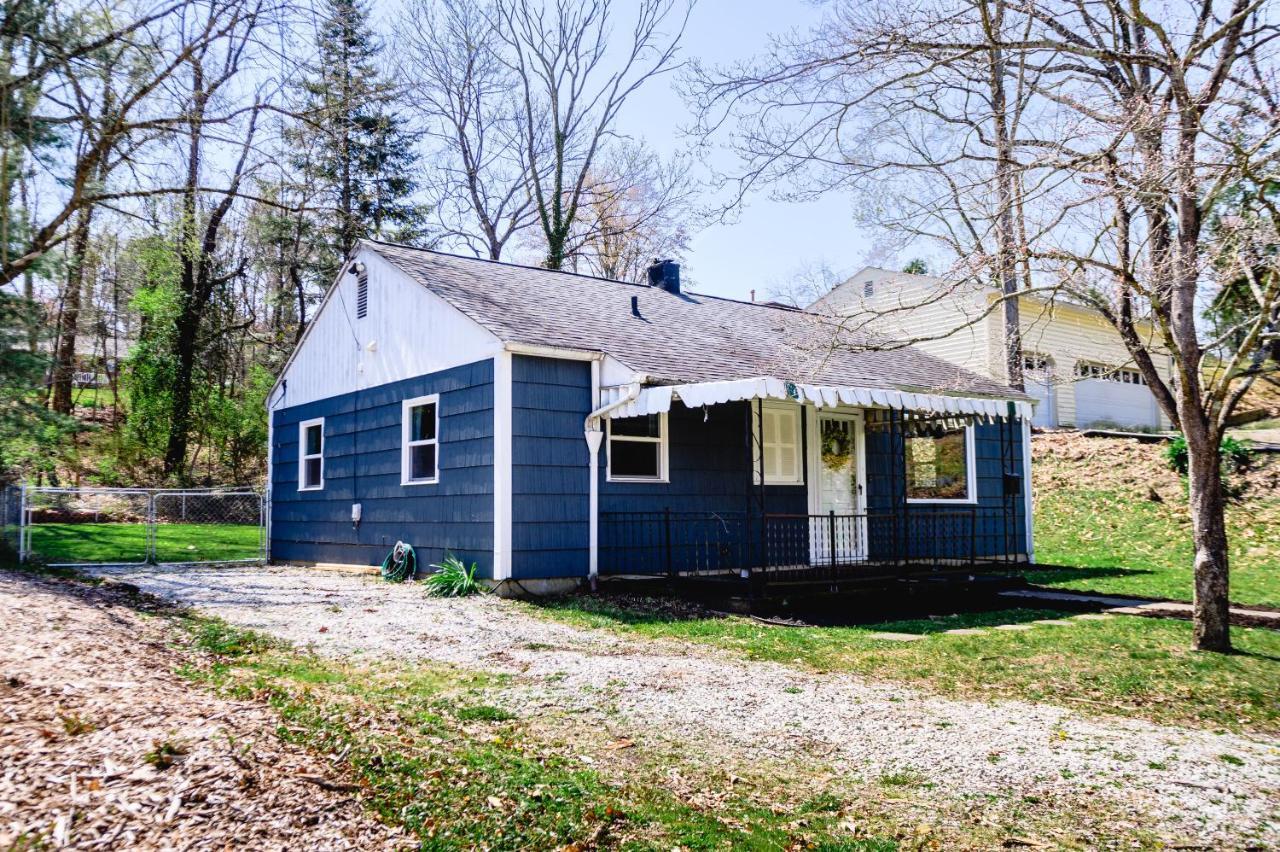 Urban Cottage: Homey & Convenient Huntington Εξωτερικό φωτογραφία