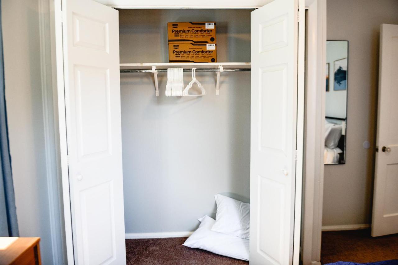 Urban Cottage: Homey & Convenient Huntington Εξωτερικό φωτογραφία